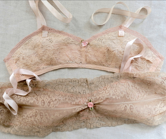 #12-1920s bandeau compression bras - Cause A Frockus » Cause A Frockus